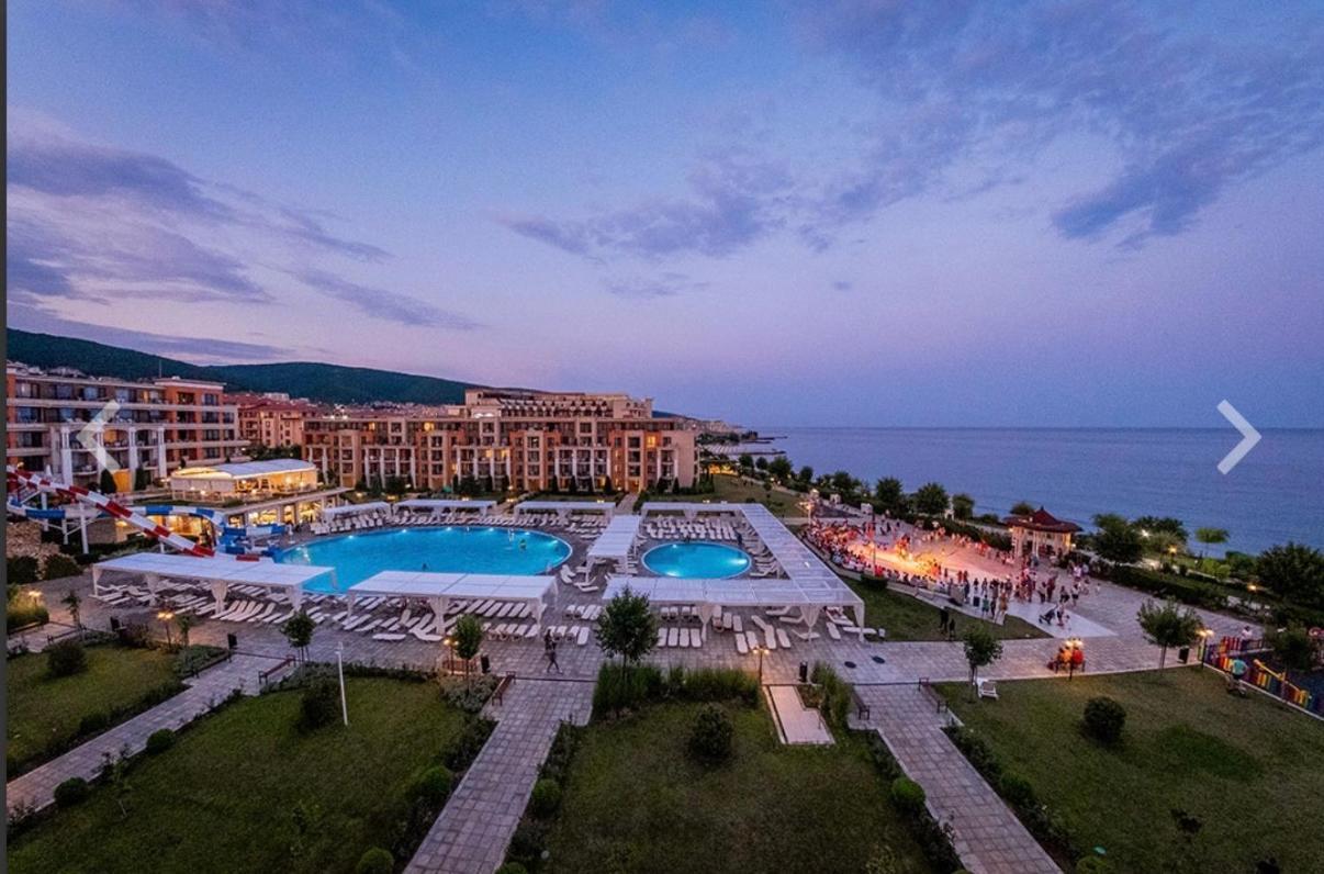 Private Apartment 49 In Prestige Fort Beach Hotel Sveti Vlas Eksteriør bilde