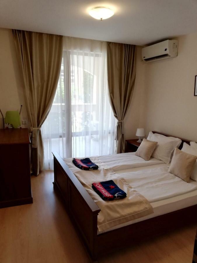 Private Apartment 49 In Prestige Fort Beach Hotel Sveti Vlas Eksteriør bilde