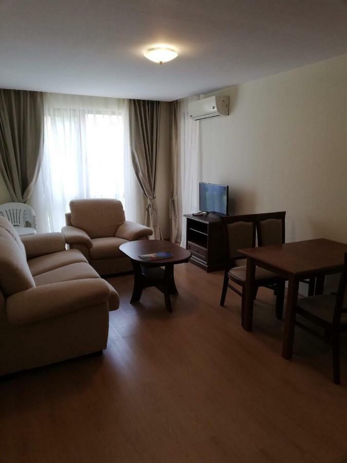 Private Apartment 49 In Prestige Fort Beach Hotel Sveti Vlas Eksteriør bilde
