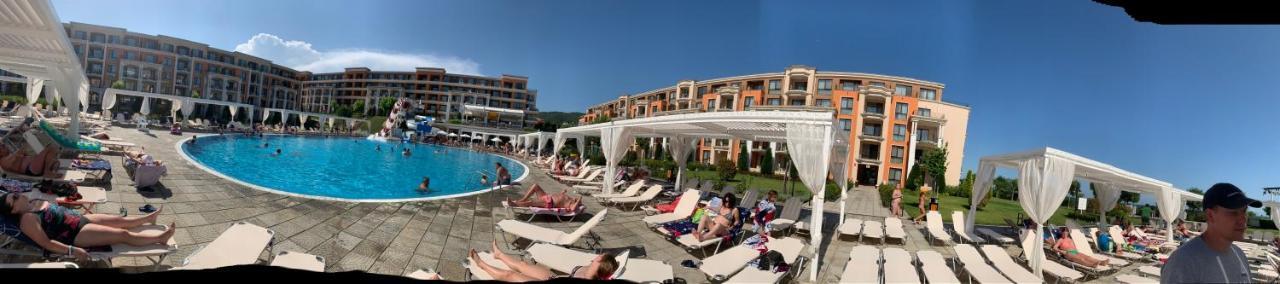 Private Apartment 49 In Prestige Fort Beach Hotel Sveti Vlas Eksteriør bilde
